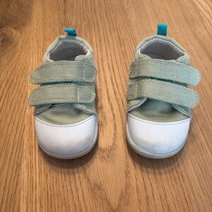 Ten Little First Walker Sneaker, Sage Green Size 4.5